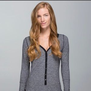Lululemon Awesoma Henley Heathered Black top